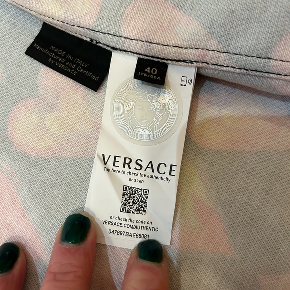 VERSACE men’s jean jacket/printed denim shirt - Picture 5 of 6
